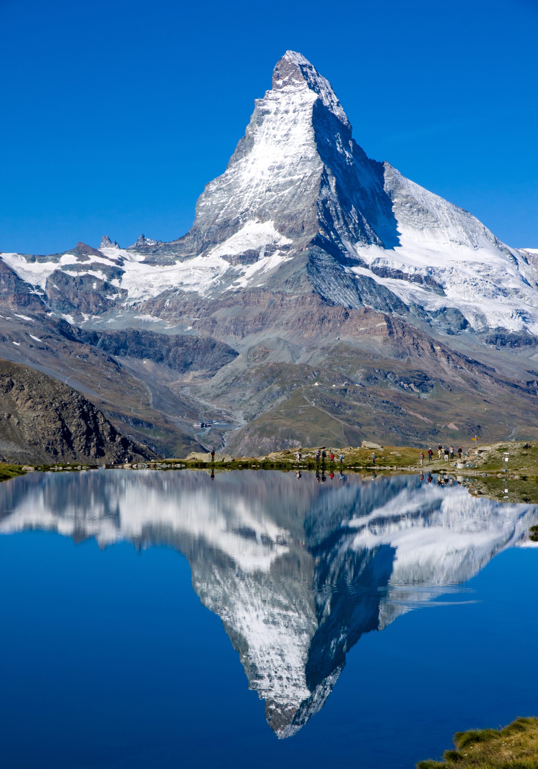 the matterhorn in switzerland 2023 11 27 04 49 41 utc scaled